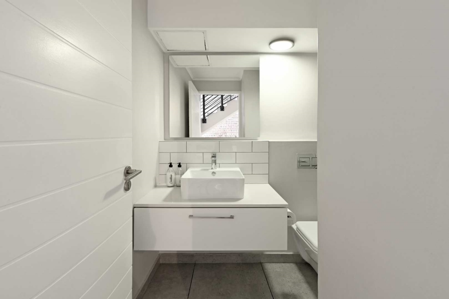 2 Bedroom Property for Sale in Woodstock Western Cape